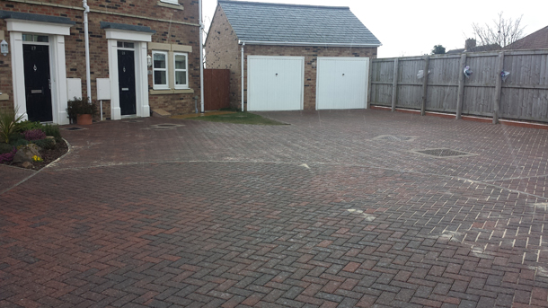 Driveway and Paths Cleaning Services